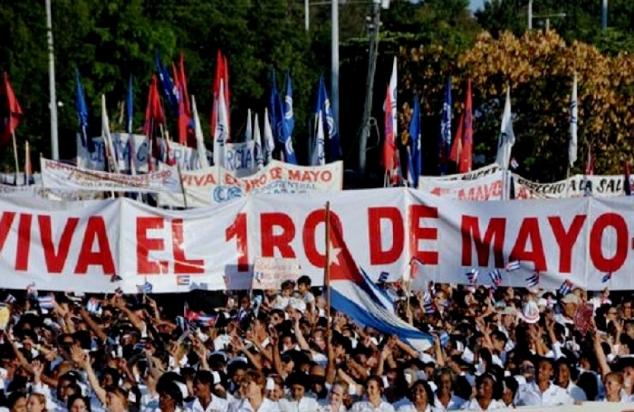 1ro.de Mayo Desfile de respaldo y garantía de continuidad Cuba Si