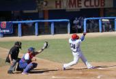 El béisbol, contra viento y marea, mantuvo la celebración de la 60 Serie Nacional. Foto: Oscar Alfonso/Escambray.