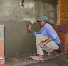 Viviendas, consultorio médico, bodega y escuela, se construyen para los damnificados del huracán Ian en la comunidad El Sitio, en Pinar del Río, a casi cuatro meses que se vieran afectados por el paso de este fenómeno meteorológico. Fotos de /Rafael Fernández Rosell / ACN. Pinar del Río se recupera