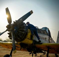 Pilotos espirituanos ayudan a sofocar incendio forestal en Holguín