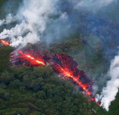  El Kilauea es considerado como uno de los volcanes más activos del mundo. Su última gran erupción se produjo en diciembre del año pasado. Desde entonces, había permanecido en 'silencio' hasta ahora.Foto: Reuters.