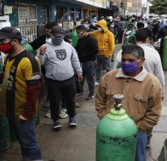 La pandemia del coronavirus ha llevado a Perú a enfrentar la carencia de oxígeno para el tratamiento de los pacientes hospitalizados. Foto: EFE