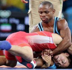 Yowlys Bonne, quinto escaño de los 57 kg en Río 2016 y campeón Mundial de los 61, buscará retornar a la titularidad en los 57 kg.