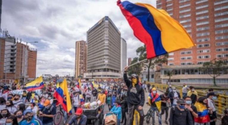 Para la jornada están programados varios plantones y movilizaciones en distintas ciudades del país para exigir también la eliminación del Escuadrón Móvil Antidisturbios. Foto: Twitter @RCarrizalezPSUV