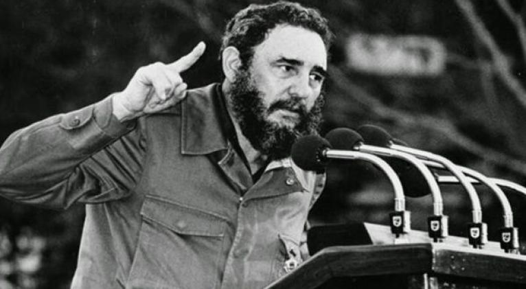 Pese al bloqueo de EE.UU., Cuba consiguió mantener su soberanía y Fidel se erigió como una figura de importancia en el contexto latinoamericano. Foto: Prensa Latina