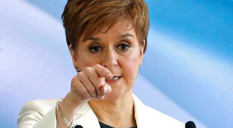 a jefa del gobierno escocés, Nicola Sturgeon, aseguró hoy que el Brexit acrecienta las ansias independentistas de su país