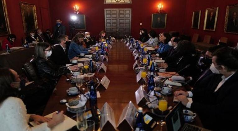 Representantes del organismo internacional se reunió con delegados del Gobierno colombiano en Bogotá. Foto: @CIDH