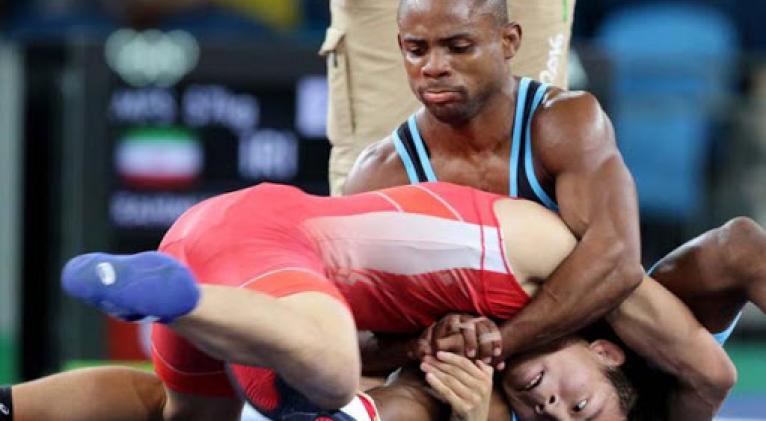 Yowlys Bonne, quinto escaño de los 57 kg en Río 2016 y campeón Mundial de los 61, buscará retornar a la titularidad en los 57 kg.