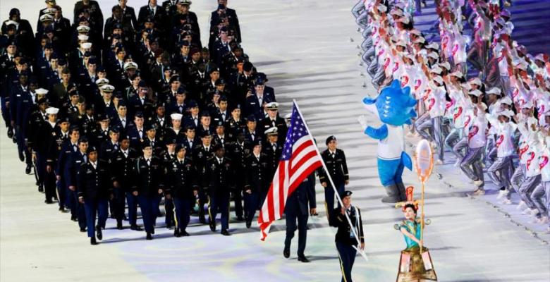 El equipo deportivo de las Fuerzas Armadas de EE.UU. marcha en la ceremonia de inauguración de los Juegos Mundiales Militares 2019 en Wuhan (China).