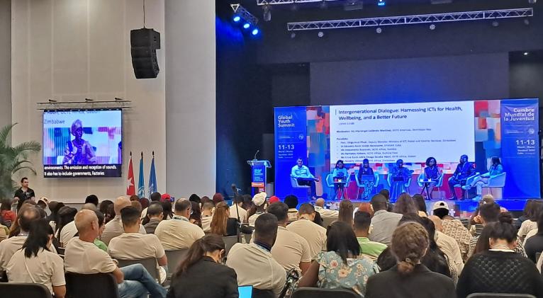 Cumbre Mundial de la Unión Internacional de Telecomunicaciones (UIT)