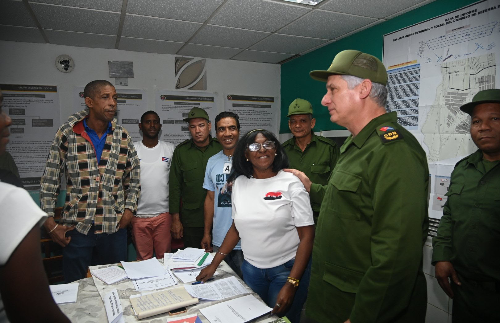 Díaz Canel en Día de la Defensa.