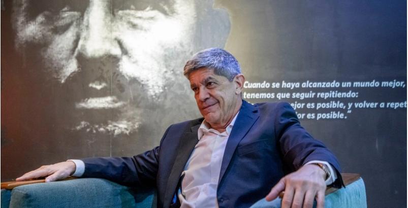 Carlos R. Fernández de Cossío,