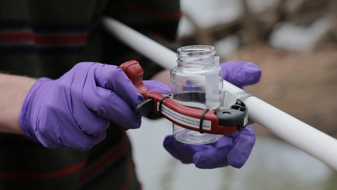 Rotura de una tubería de alcantarillado en Washington D.C. 