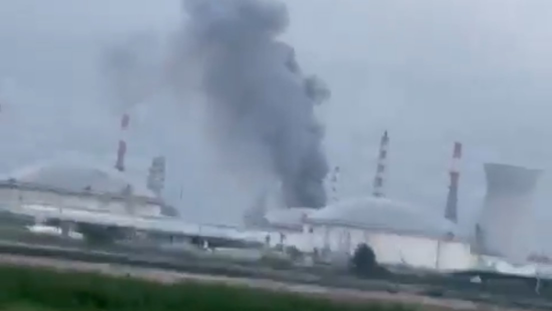 Irán bombardea la mayor refinería de Israel Irán bombardea la mayor refinería de Israel