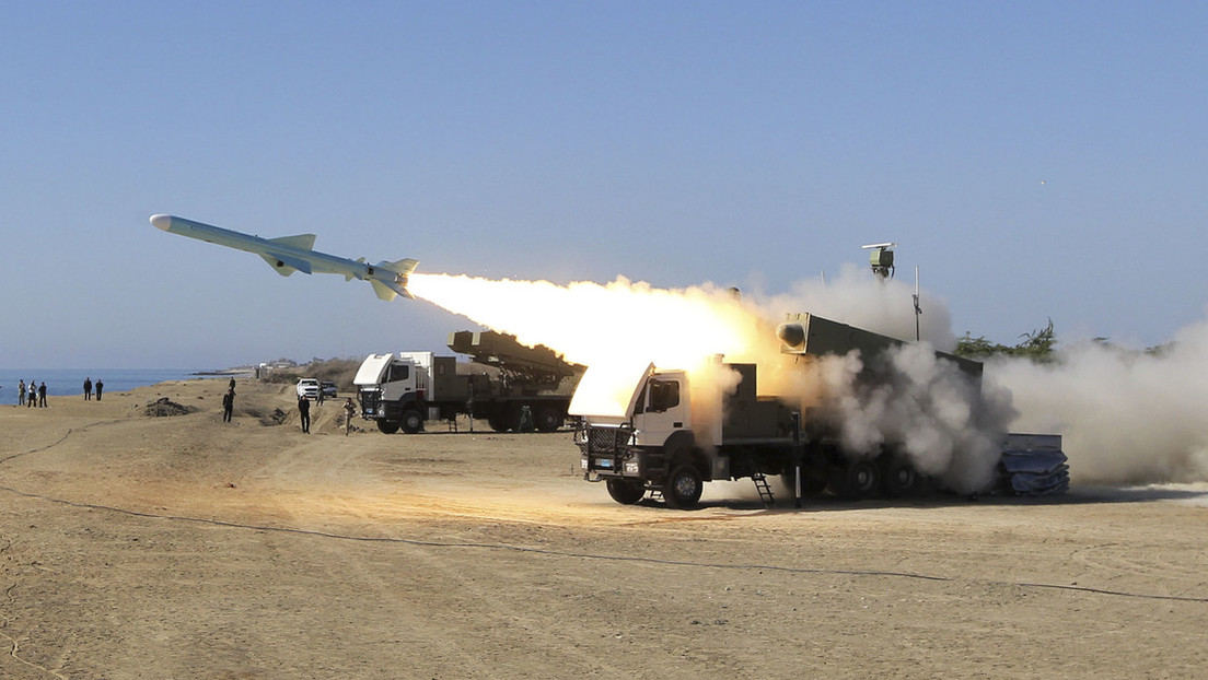 Launch of a Ghader missile from the vicinity of the Iranian port of Jask, on the coast of the Gulf of Oman 
