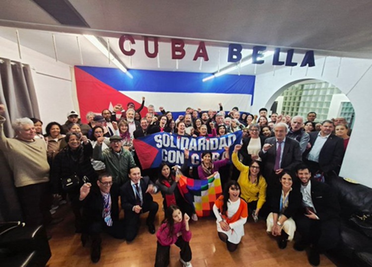 muestra de solidaridad internacional con Cuba muestra de solidaridad internacional con Cuba