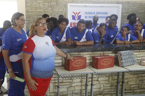 Donativo de México a tletas cubanos