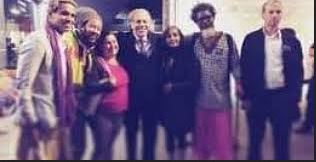 Almagro y comparsa de "opositores" cubanos
