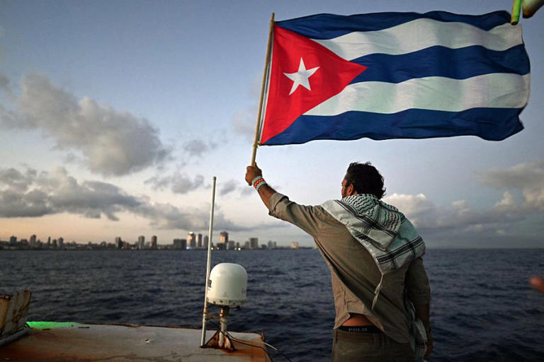 Washington must lift its devastating blockade of Cuba