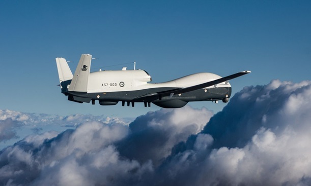 Dron MQ-4C-Triton