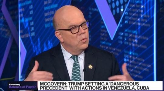  Congresista Jim McGover.