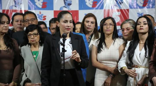 Dictan prisión preventiva a la opositora ecuatoriana Luisa González