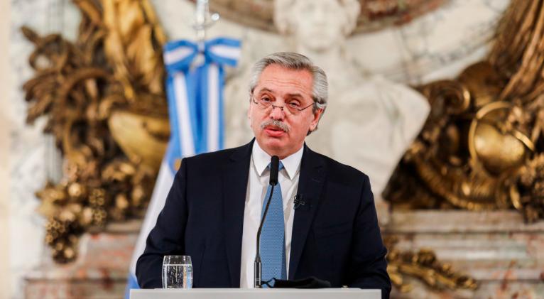Junto a México, producirá entre 150 y 250 millones de dosis para toda Latinoamérica excepto Brasil. Foto: AFP.